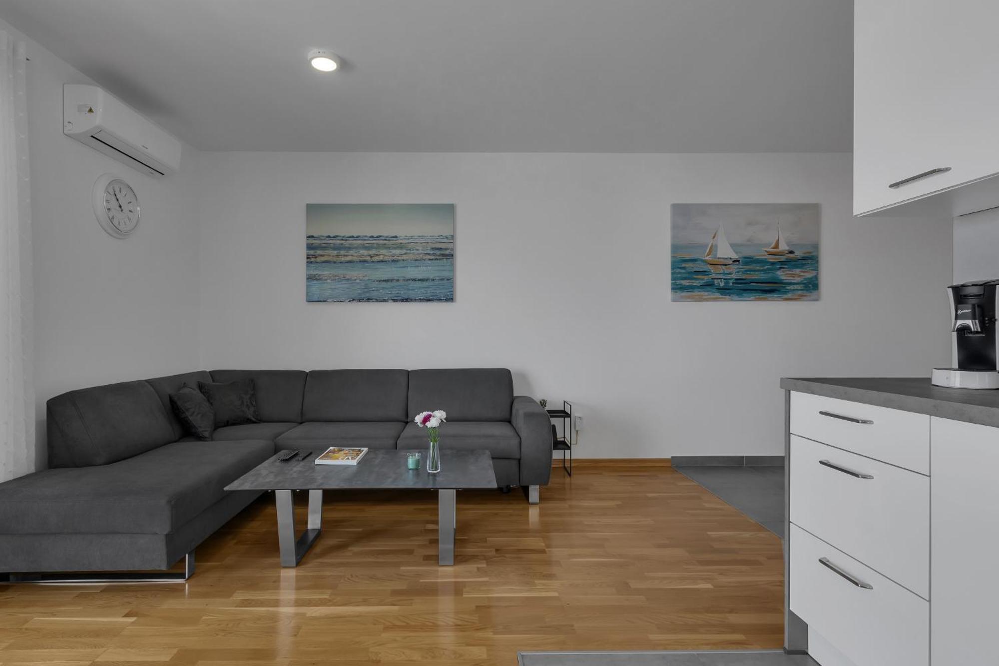 Apartmán Luxury And Modern With Sea View And Garage Makarská